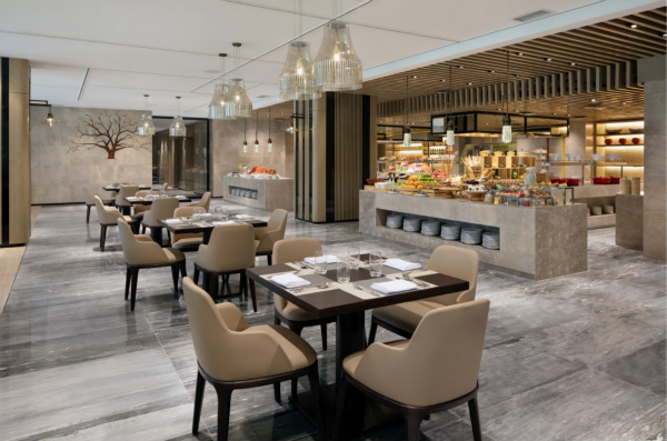 1513439393.jpg 郑州航空港万怡酒店自助餐厅_meitu_2.jpg