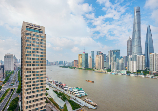 上海外滩英迪格酒店外景-日间_meitu_1.jpg