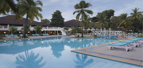 10. Pool_meitu_4.jpg