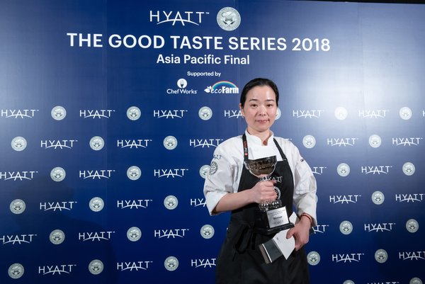 来自杭州柏悦酒店的获胜者刘萍萍