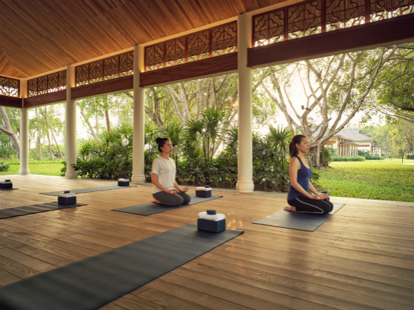 Azerai Can Tho Yoga _ Meditation Studio_meitu_2.jpg