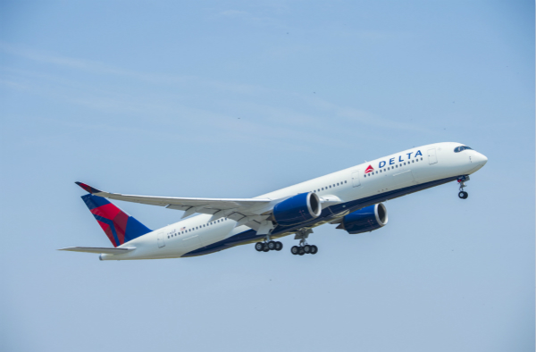 达美航空A350客机_meitu_1.jpg