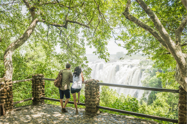 Avani Victoria Falls Resort - Falls View_meitu_2.jpg