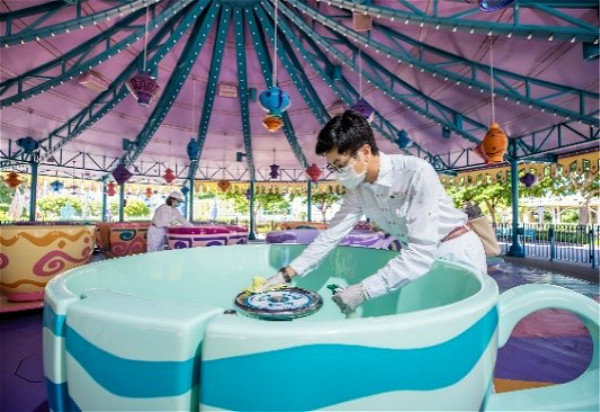 香港迪士尼乐园将于9月25日重开 继续采取谨慎方针-1_meitu_1.jpg