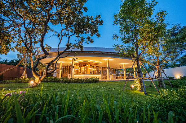 VALA Hua Hin__WOODS_Kitchen & Bar_6_meitu_3.jpg