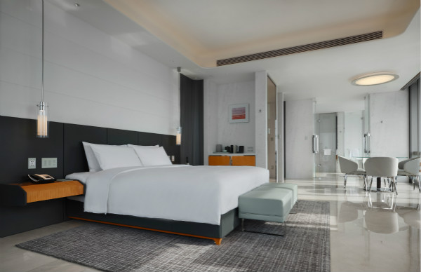 Sofitel Haikou - Room (1)_meitu_1.jpg
