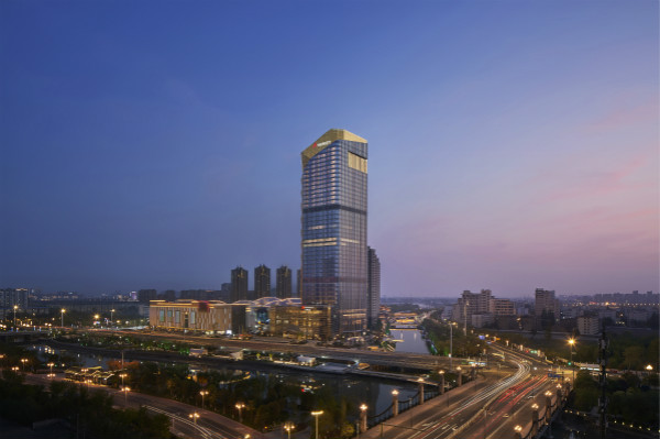 0406_Exterior_Night_meitu_1.jpg