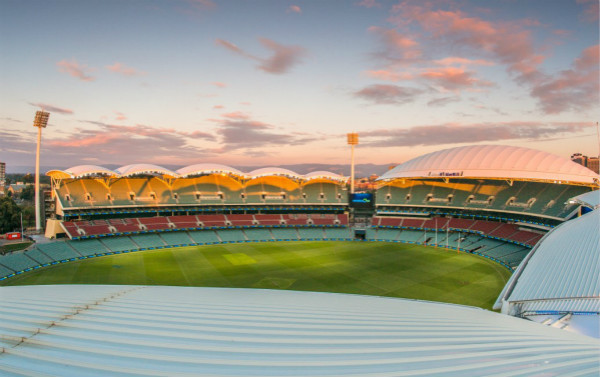 位于南澳大利亚的阿德莱德板球场（Adelaide Oval）（图片来源：南澳大利亚旅游局）_meitu_2.jpg