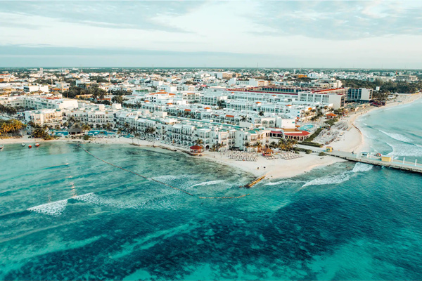 Wyndham Alltra Playa del Carmen酒店_exterior副本.jpg