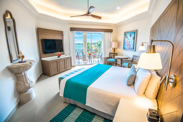 Wyndham Alltra Playa del Carmen guest_room_20.webp_副本.jpg