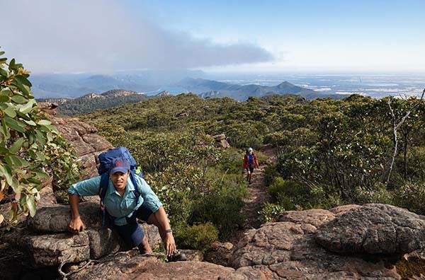 维多利亚州的格兰屏山区尖峰步道（Grampians Peak Trail）现已向公众开放.jpg