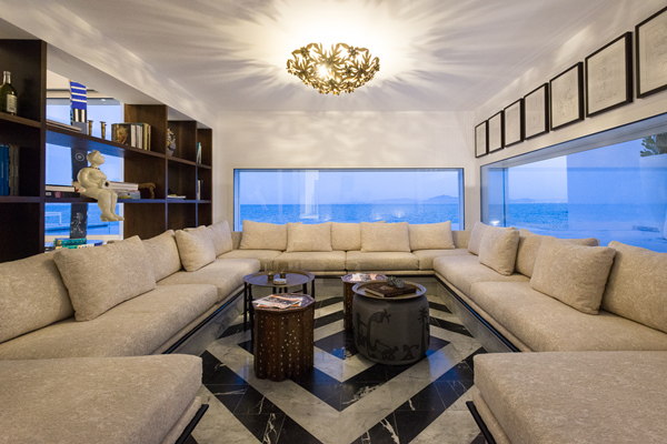 Maison Dedine - ORIENTAL LOUNGE_副本.jpg