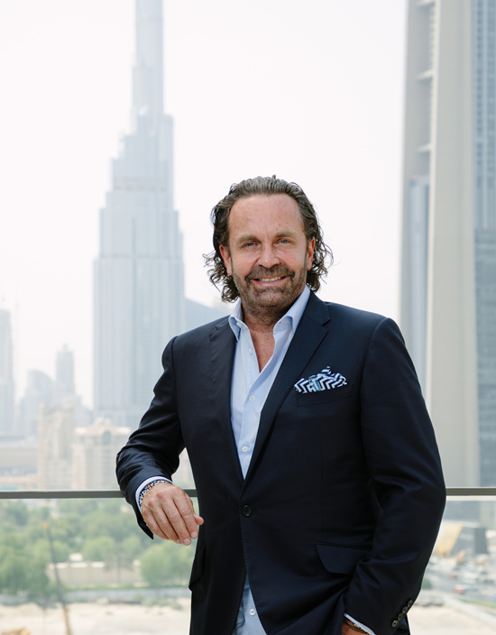 Thomas Flohr_Vista_Founder & Chairman_副本.jpg