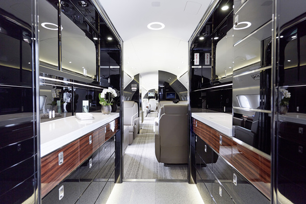 AH_EmbraerLineage1000E_Interior_14_副本.jpg