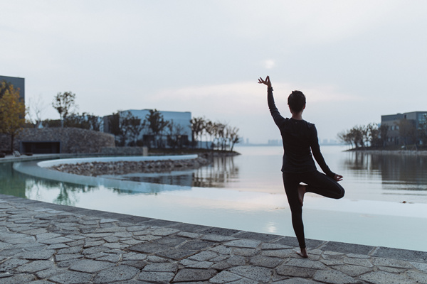 MORNING YOGA_副本.jpg