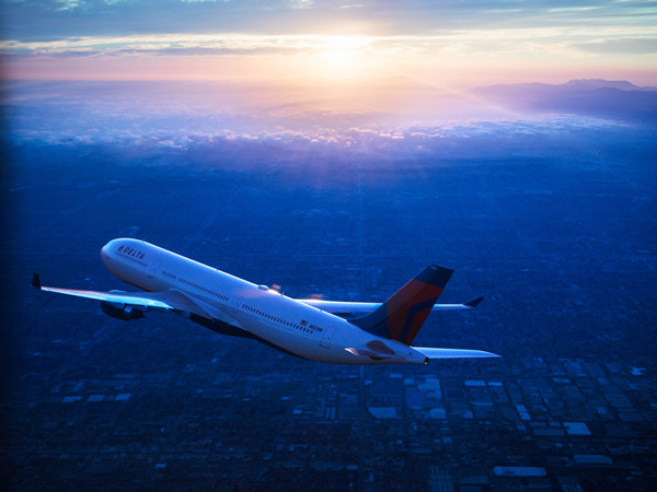 达美航空2022年第二季度运营利润率达到两位数_副本.jpg