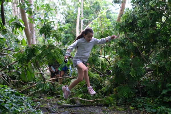 Jungle Trekking during Survival Skills Program - Green Camp at AYANA_副本.jpg