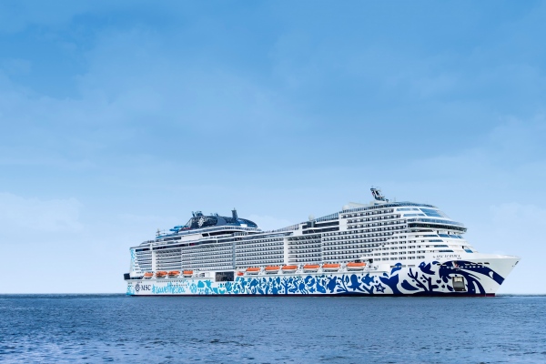 图一：MSC携手UNWTO在MSC神女号上推出可持续旅游教育项目_副本.jpg