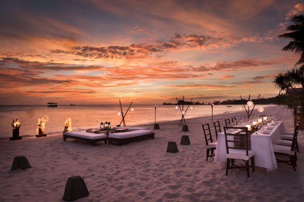 Amanpulo, Philippines - Dining, Private Dining on the Beach 4_13805_副本.jpg