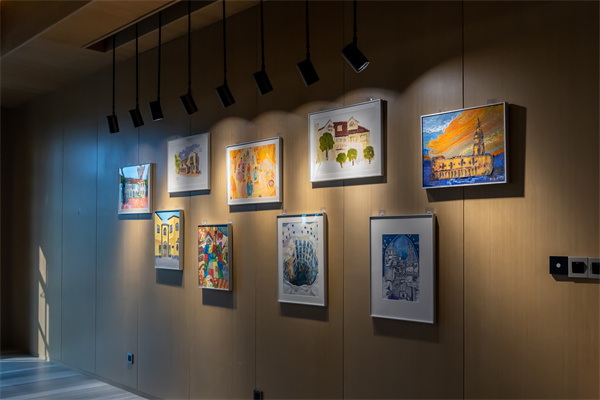 “马拉加的灵光时刻”艺术展_1.jpg