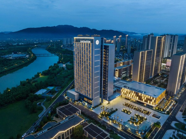 台州喜来登酒店外观夜景_副本.jpg