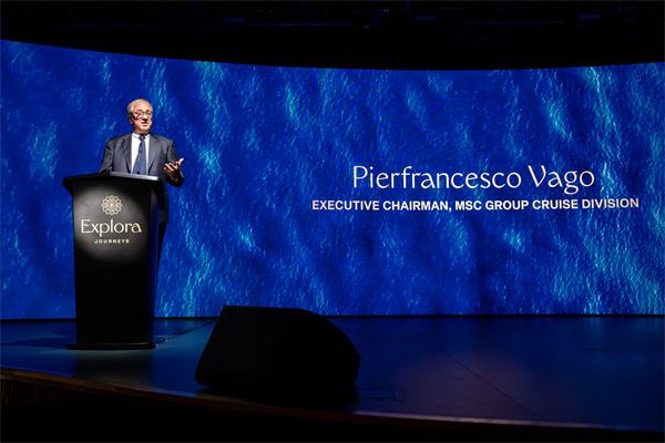 图四：MSC地中海航运集团邮轮业务板块执行主席Pierfrancesco Vago先生发表致辞.jpg