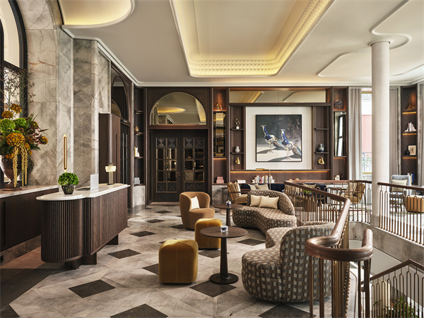 Rosewood Munich_Lobby_by Davide Lovatti_2MB .jpg