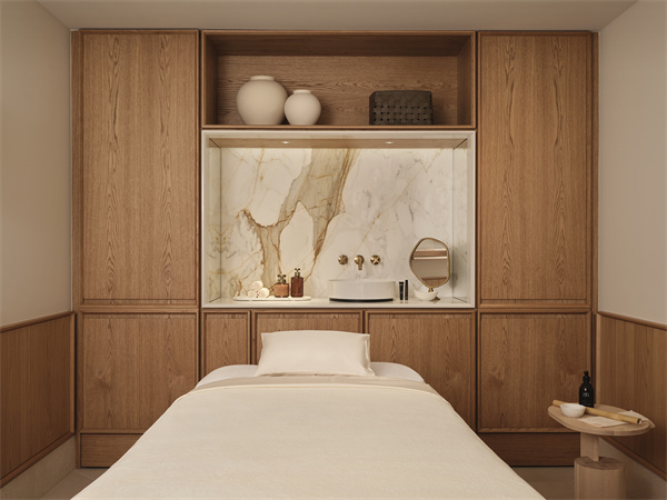 Rosewood Munich_Treatment Room asaya_by Davide Lovatti_2MB.jpg