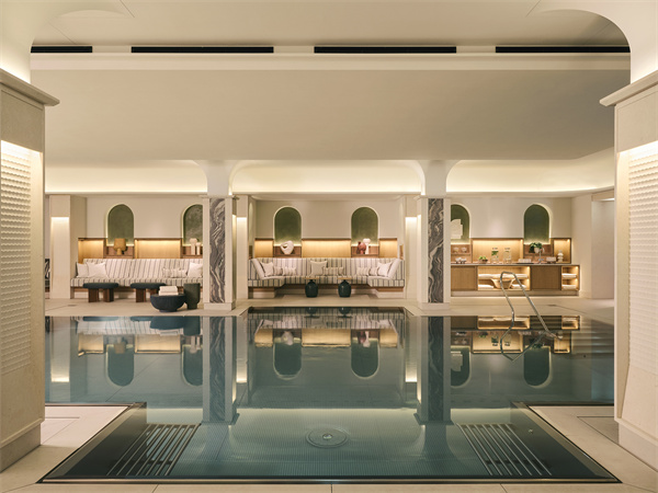 Rosewood Munich_Swimming pool_asaya_by Davide Lovatti_2MB .jpg