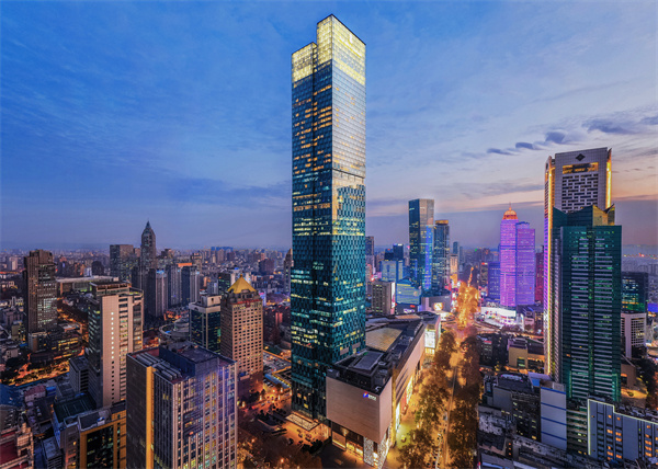 1. 南京丽思卡尔顿酒店外观.jpg