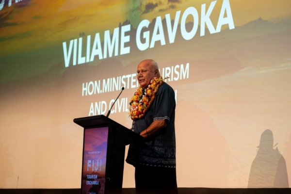 斐济代理总理、斐济旅游和民航部长加沃卡（Viliame Gavoka）_副本.jpg