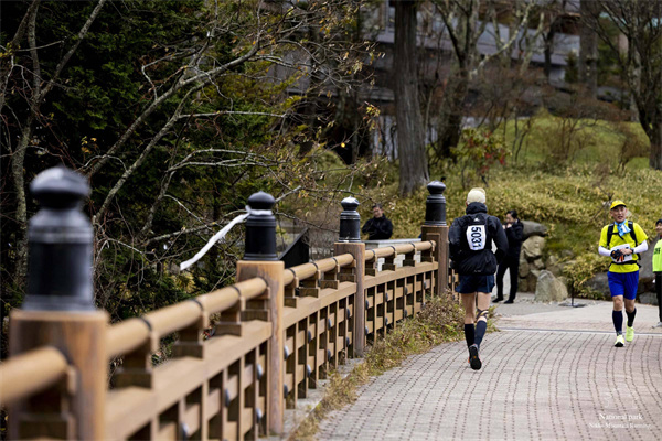 3. 往届山地赛跑活动盛况.jpg