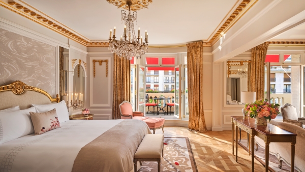 Royal suite - Hotel Plaza Athenee - _c_Mark Read - 1_副本.jpg