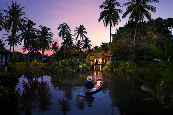1739959918.jpg Anantara_Mai_Khao_Phuket_Villas_Exterior_view_Sala_Pool_Villa_with_Boat.jpg