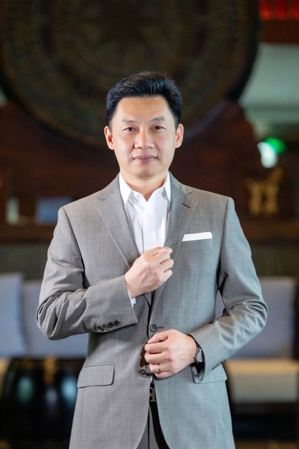 美诺酒店集团任命黄屹为贵阳安纳塔拉度假酒店总经理_副本.jpg