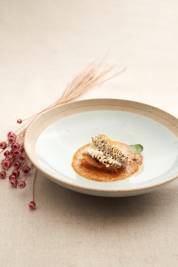PB Crispy Scales Fillet of Marble Goby in Spicy Pineapple Sauce_副本.jpg