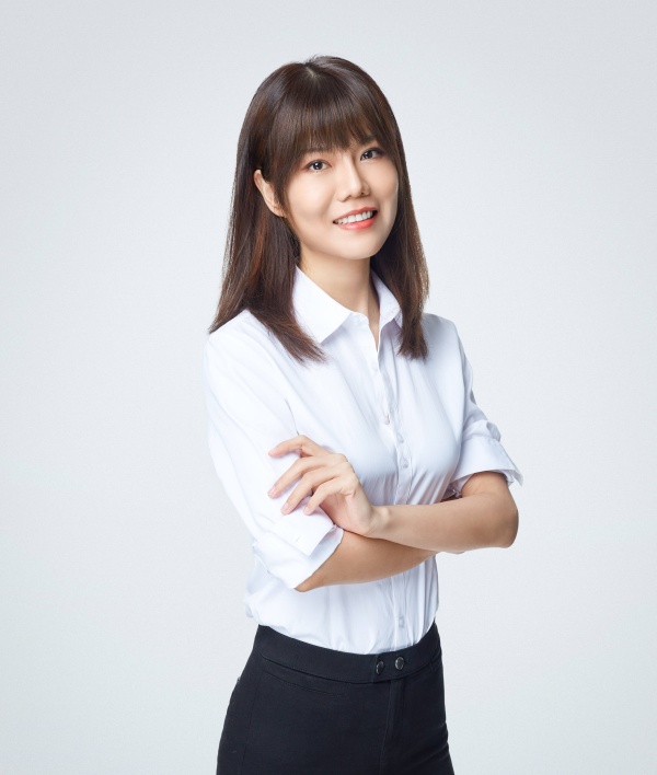 Cecilia Qin_副本.jpg