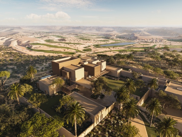 Aman Residences, Amansamar - Villa Hero - Golf Views_副本.jpg