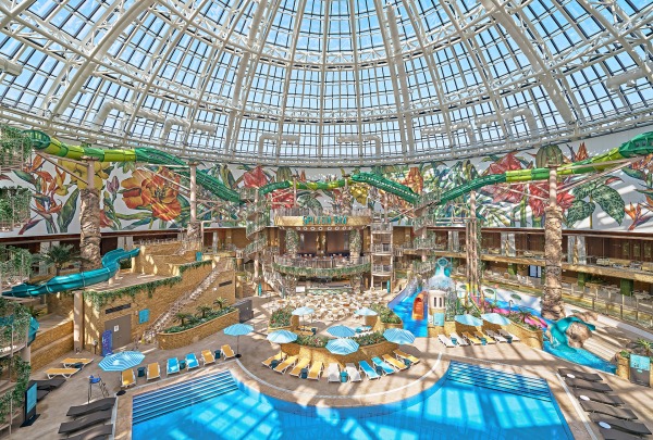 全年恒温的室内穹顶 Splash水上乐园_副本.jpg