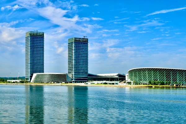 1757858559.jpg DSC_E2704-调整.jpg