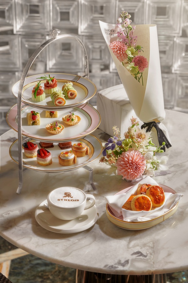 1758293184.jpg 5.「缪思艺语」下午茶仪式伴HARPERs FLORAL专属花艺礼_副本.jpg