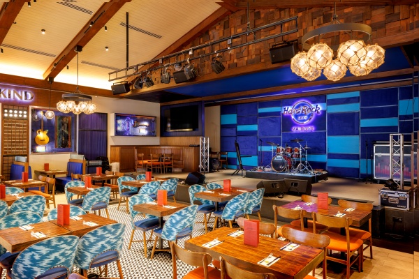 Hard Rock Cafe Maldives_Interior.jpg
