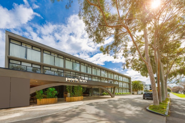 Park Inn by Radisson Melbourne Carlton  exterior.jpg