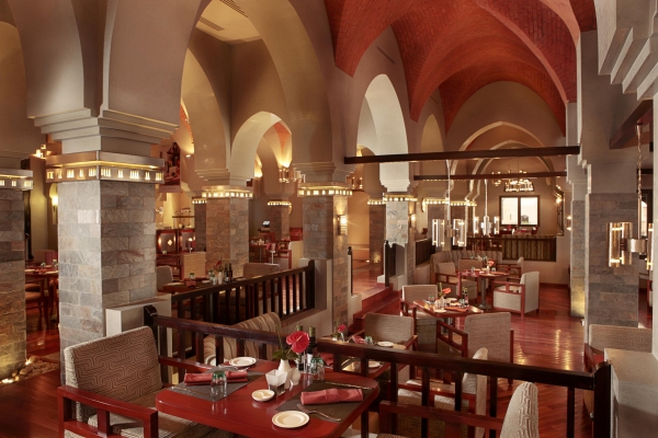 The Cove Rotana Resort Basilico Interior_副本.jpg