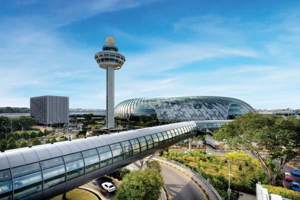 Changi Airport Control Tower and Jewel Changi Airport_副本.jpg