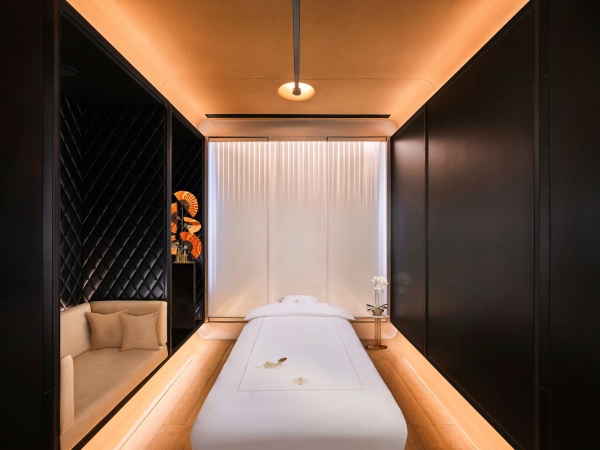 Treatment Room_副本.jpg