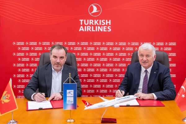 Air Montenegro 01_副本.jpg