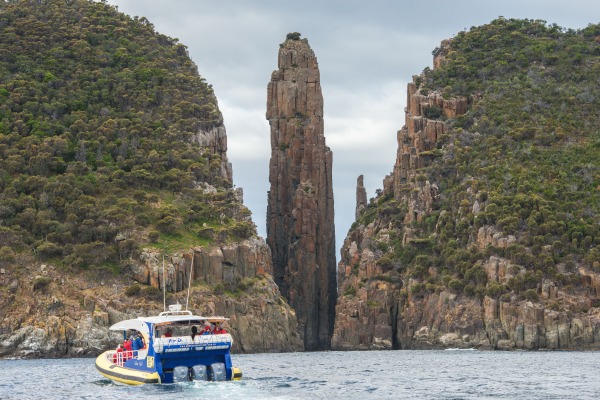 02. 澳大利亚塔斯马尼亚州塔斯曼半岛巡航（Tasman Island Cruises）_副本.jpg