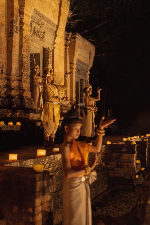 1774764013.jpg Amansara, Cambodia - Experience, Festive, Temple Dinner, Apsara Dance_副本.jpg