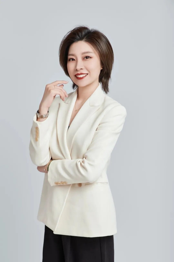 1777213573.jpg 希尔顿集团任命刁芝琳为温州希尔顿酒店总经理_副本.jpg